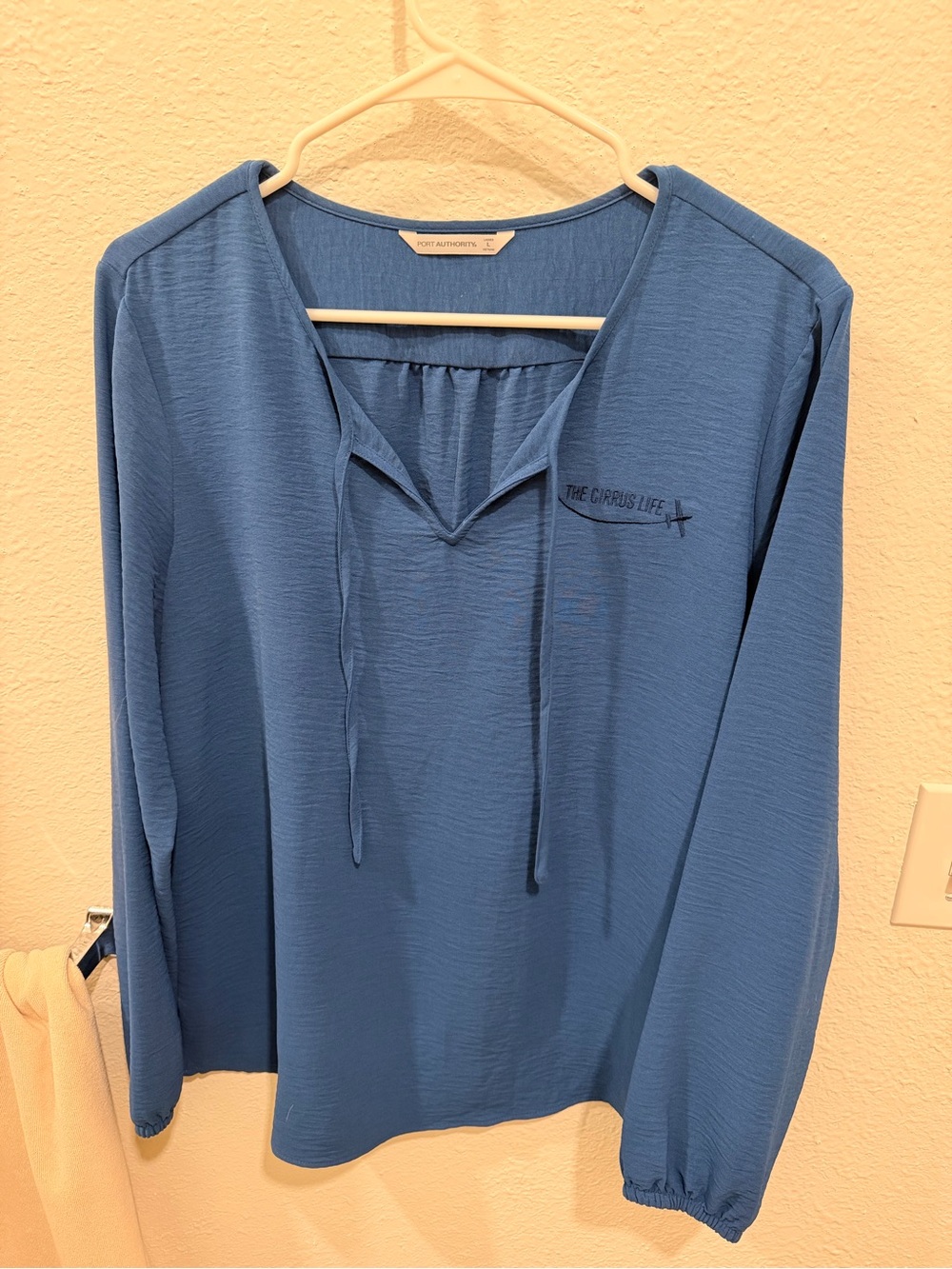 Women’s Cirrus Long-Sleeve Tie-Neck Blouse